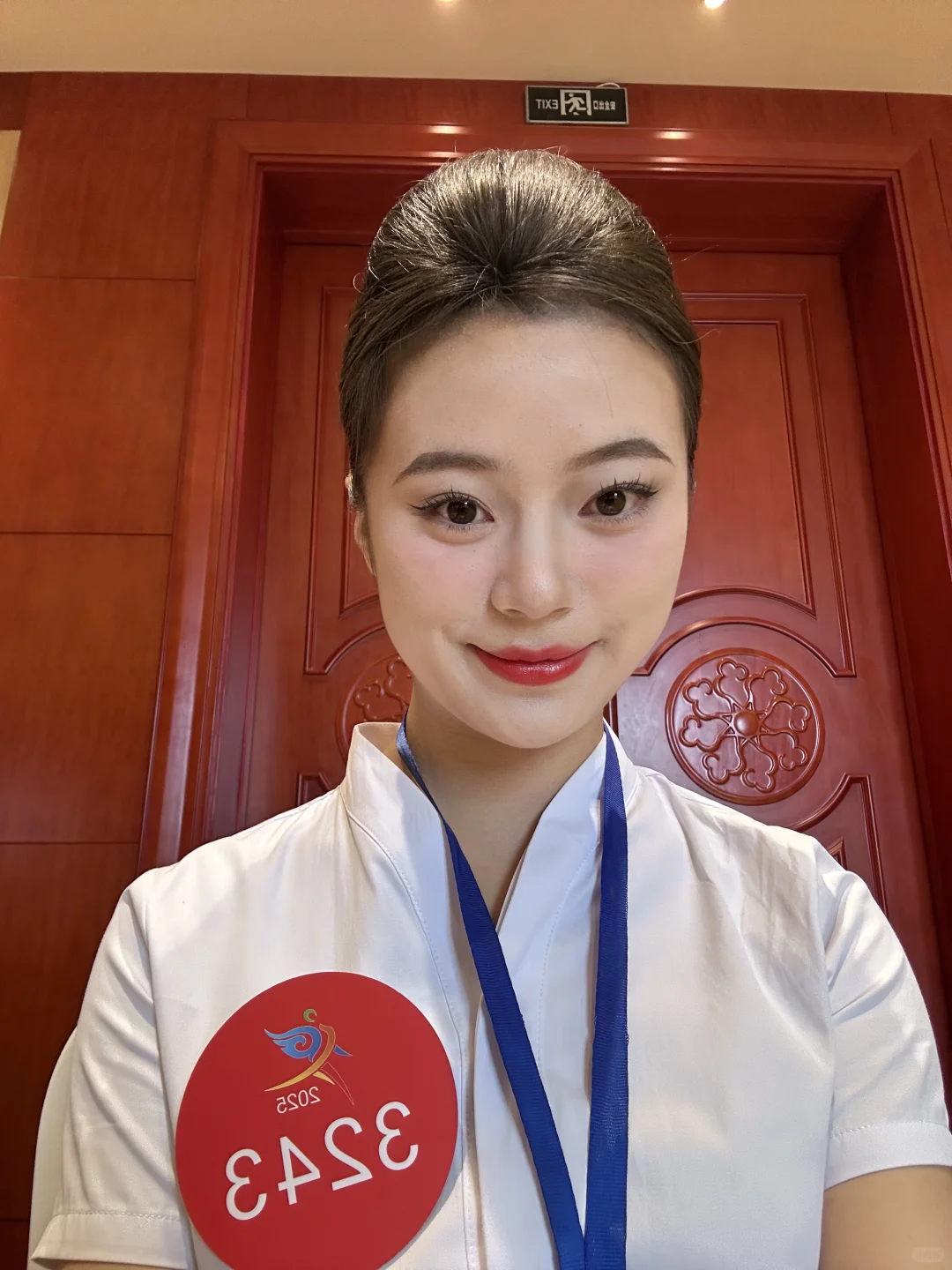 阿联酋和大韩顺利通过～