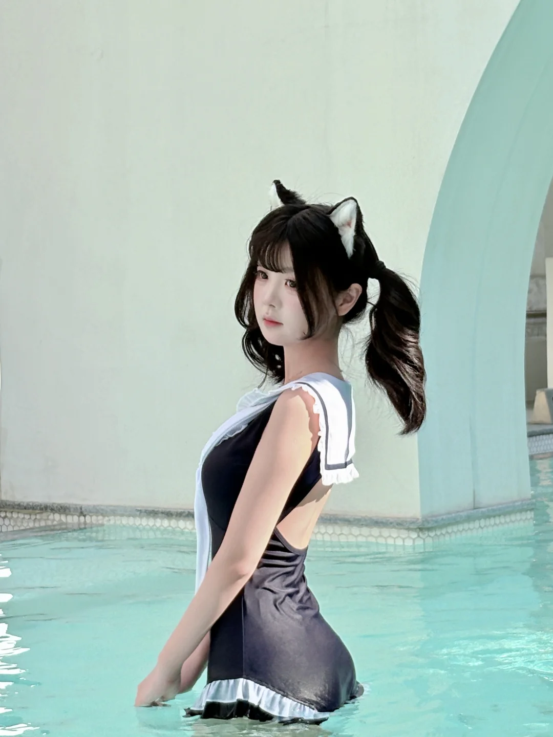 包出片的水手服泳装
