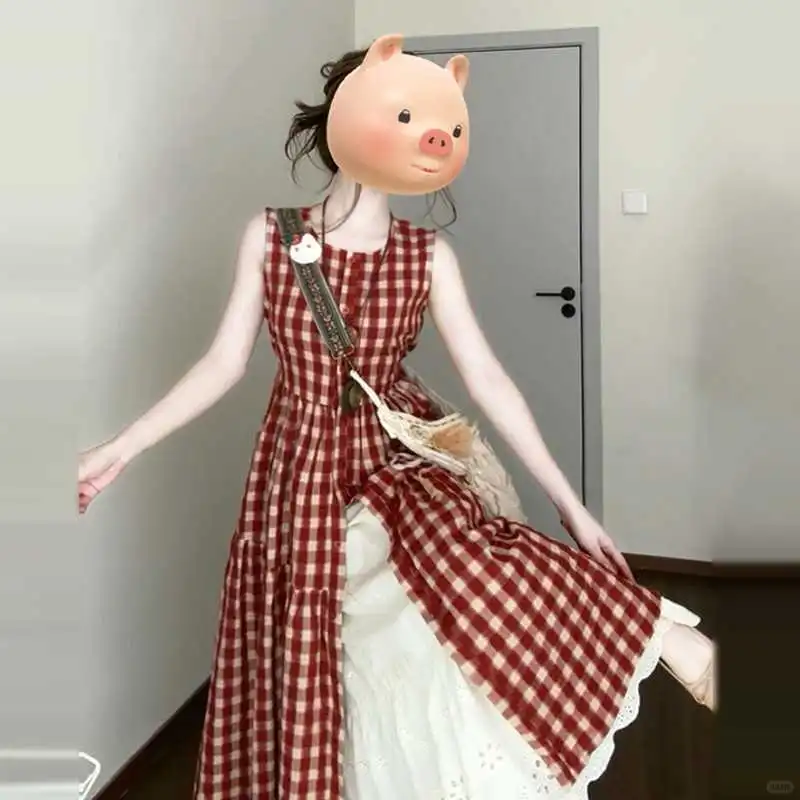 ?红格纹小裙子上新啦！夏日海边绝美穿搭