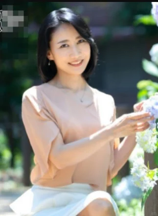 跟礼子共进晚餐?