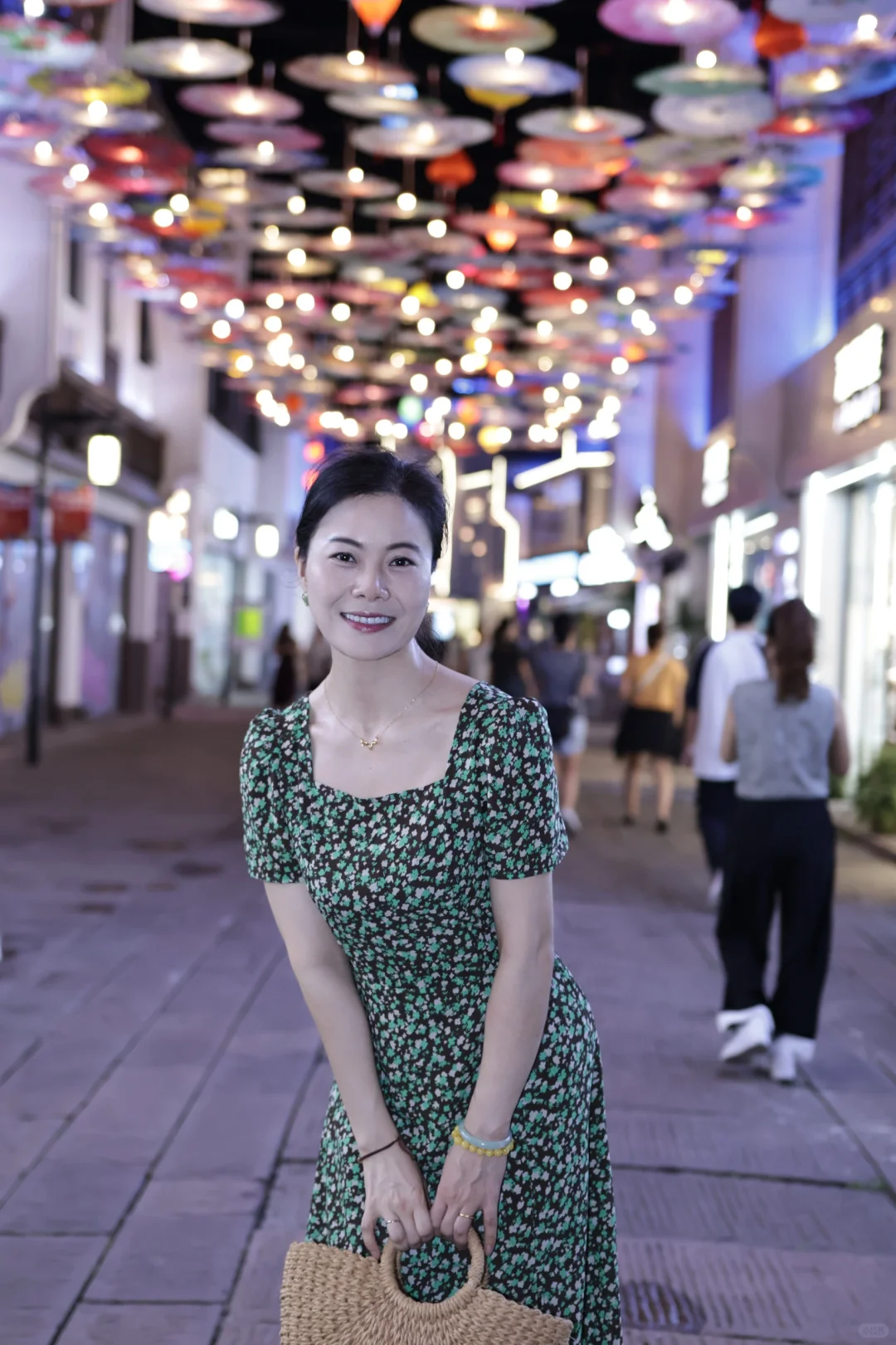第一次给丈母娘拍照，算翻车了嘛…