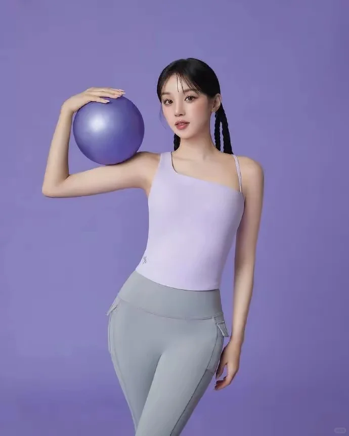 宋雨琦瑜伽服代言写真