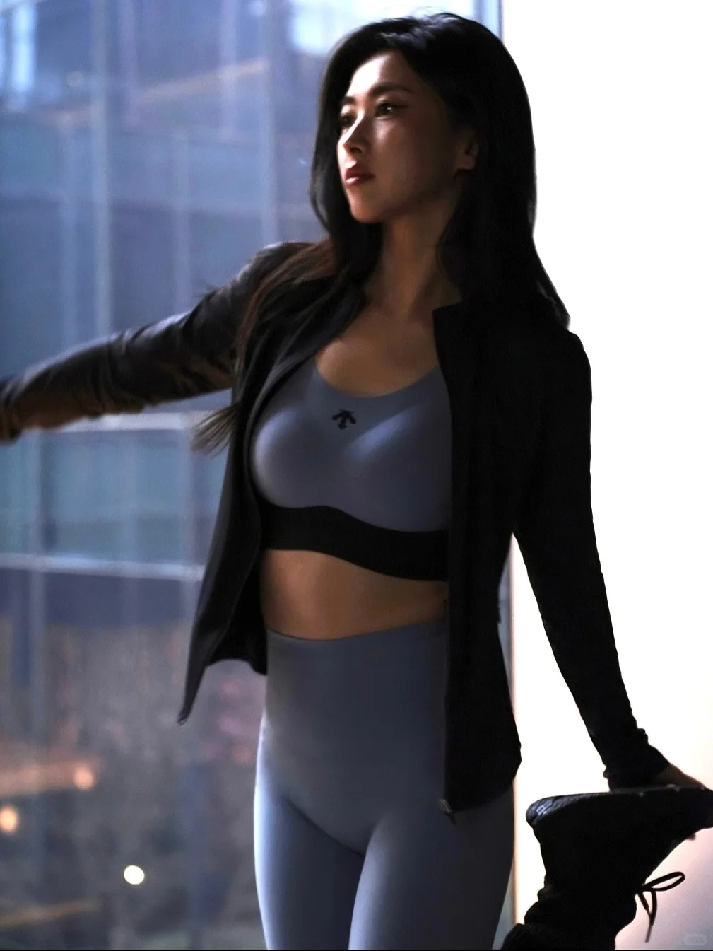 瑜伽服逐渐日常?来看看明星们的运动穿搭