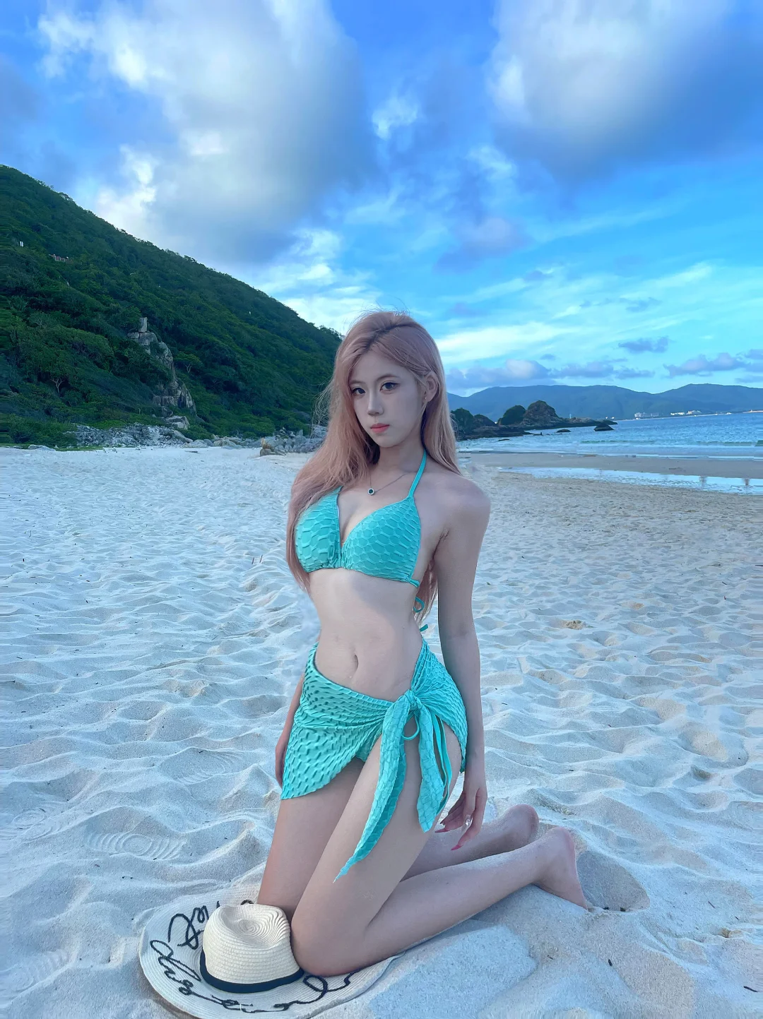 存几个海边拍照姿势??