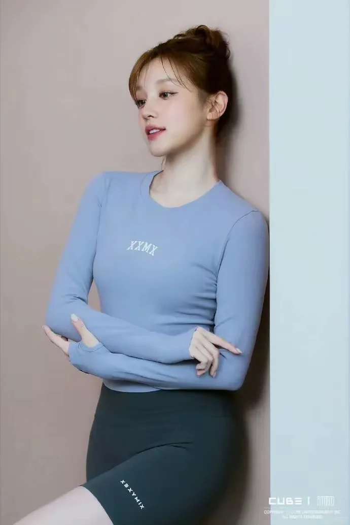 宋雨琦瑜伽服代言写真
