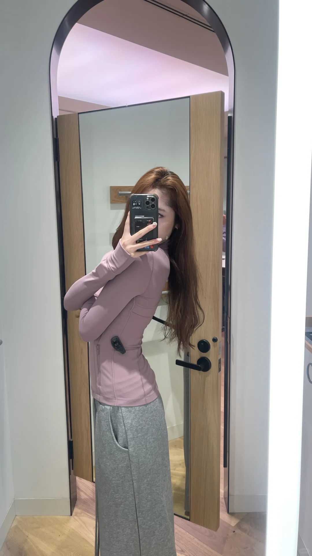 有没有人告诉我为啥lululemon这么贵
