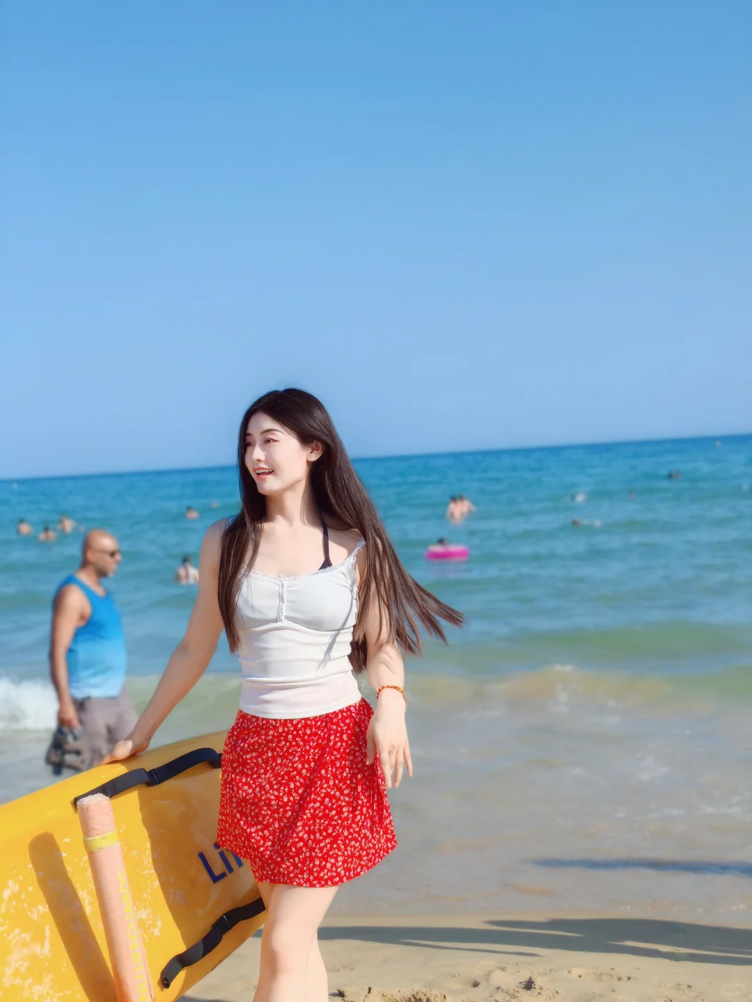 110斤的生命力 老娘与海? 正常海边穿搭