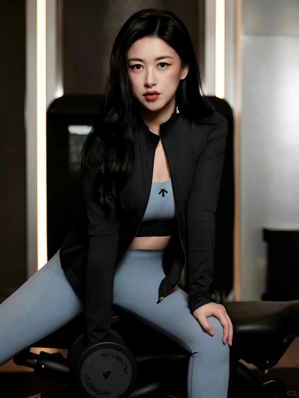 瑜伽服逐渐日常?来看看明星们的运动穿搭