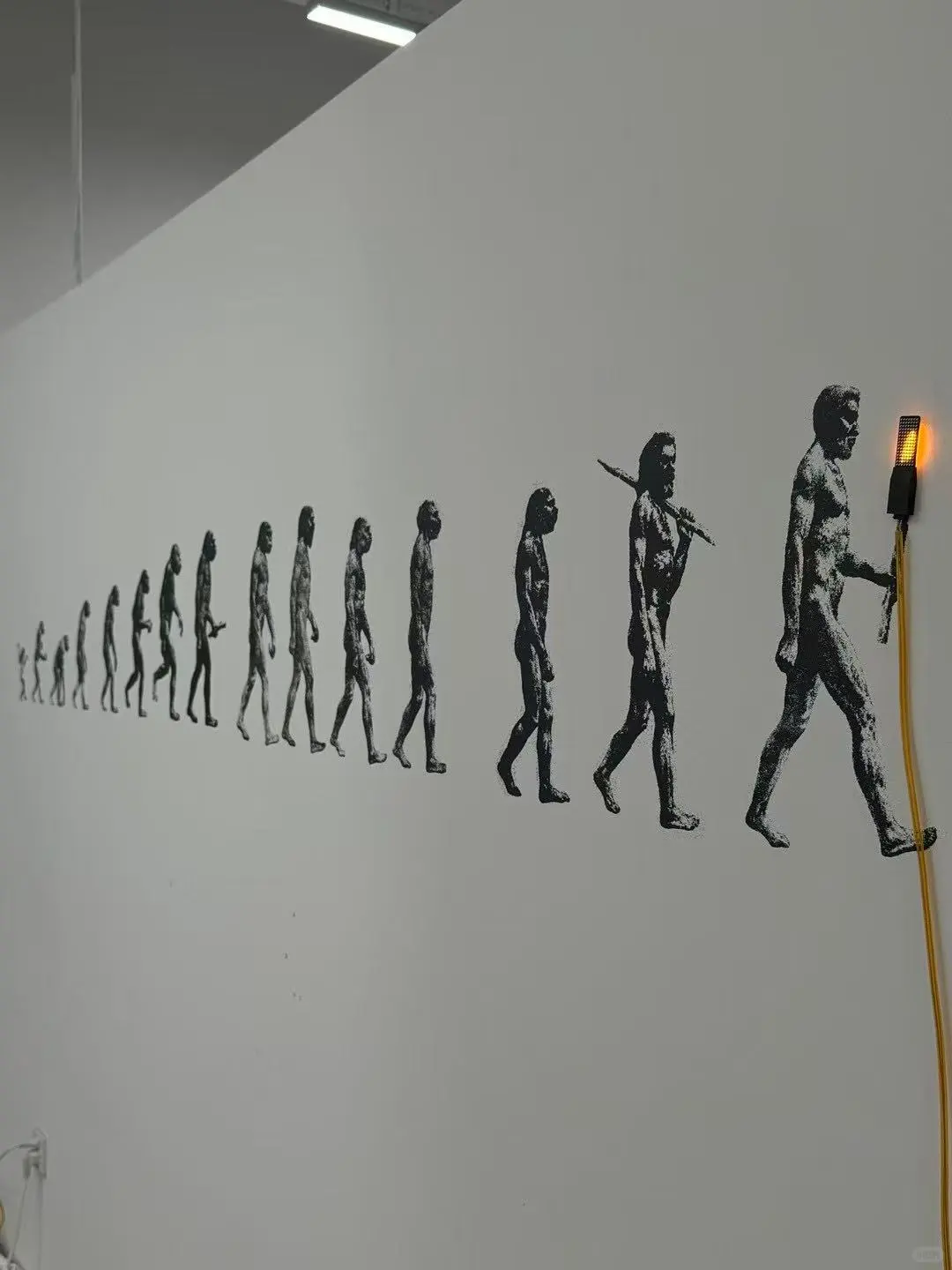 这么酷炫的暗黑工业风展竟然在苏州❓