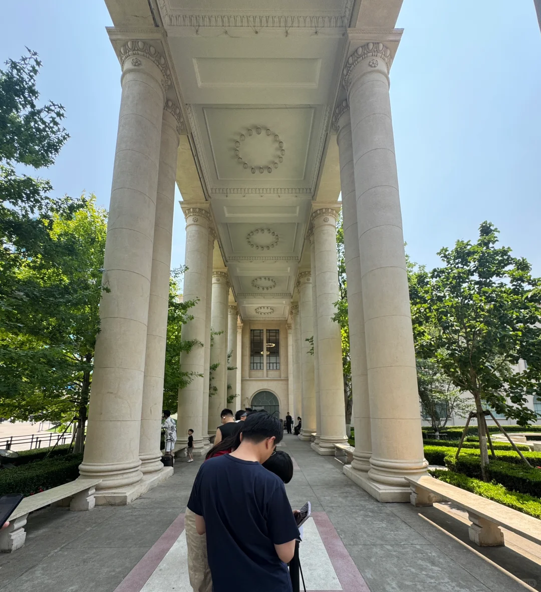 看完展才意识到，我原来也是富人经济的一环