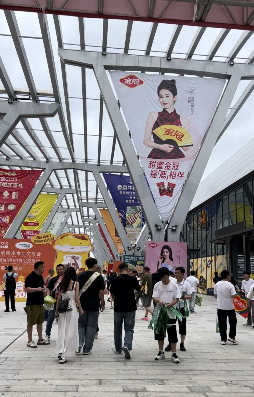 晋江 食交会 怎么可以这么多人！