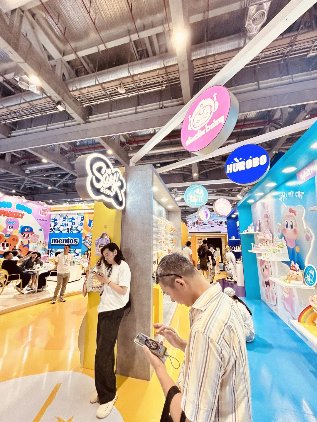 国展中心的展上认识好多新朋友