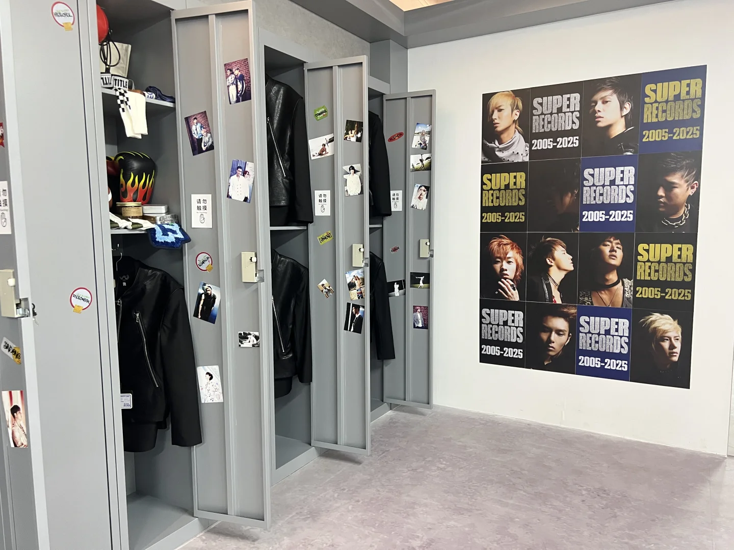 ?Suju20周年上海展览会?ELF完全幸福！