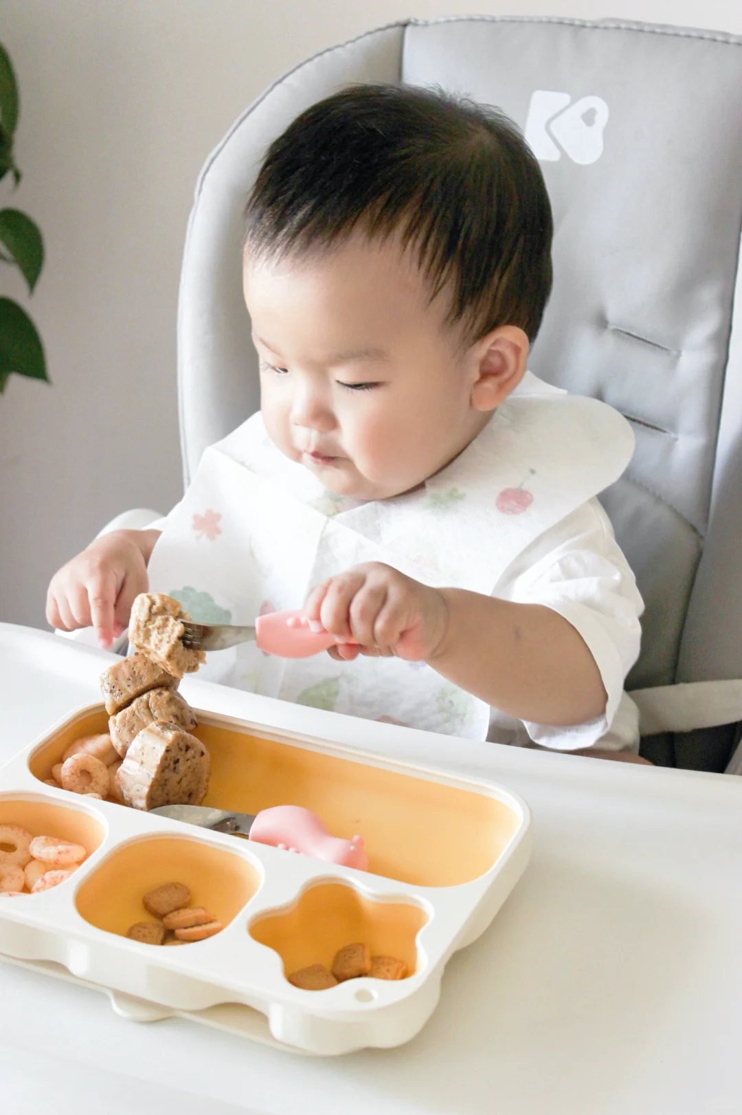 吃辅食像打仗❓这件战袍保你全身而退！