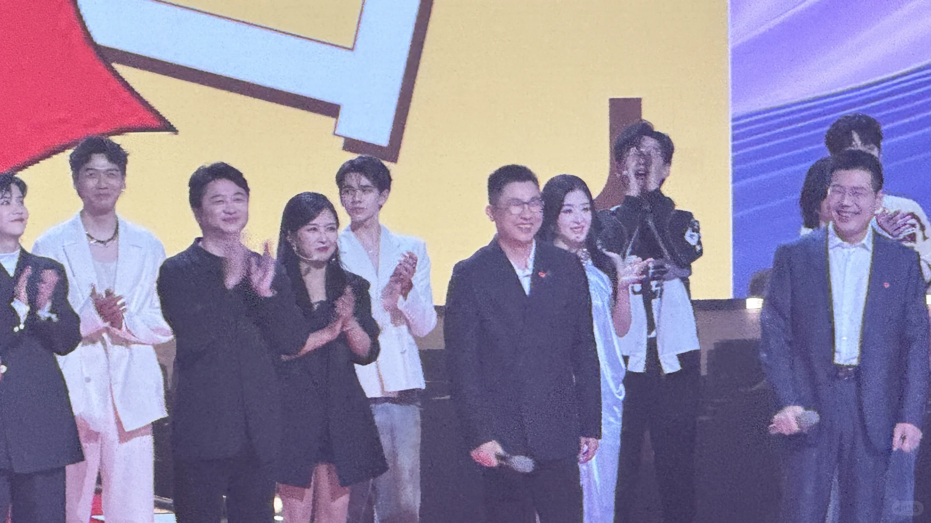 芒果TV招商会丨带大家看现场，全套live放送
