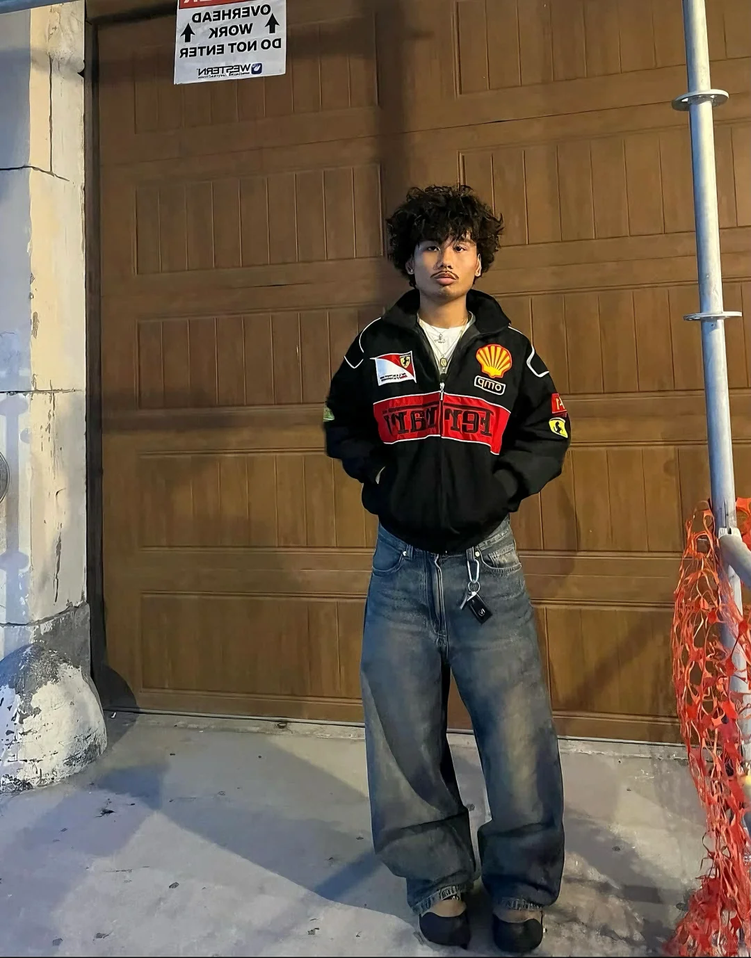 F1战袍正在努力给大家发货！