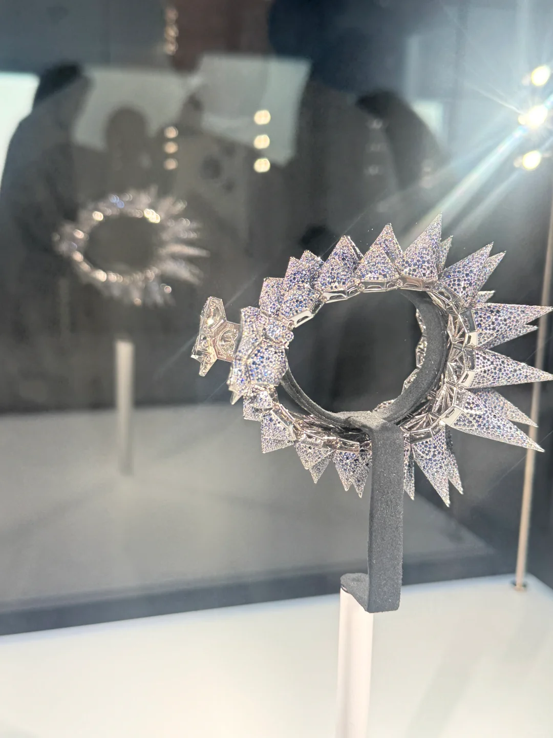 看完展才意识到，我原来也是富人经济的一环
