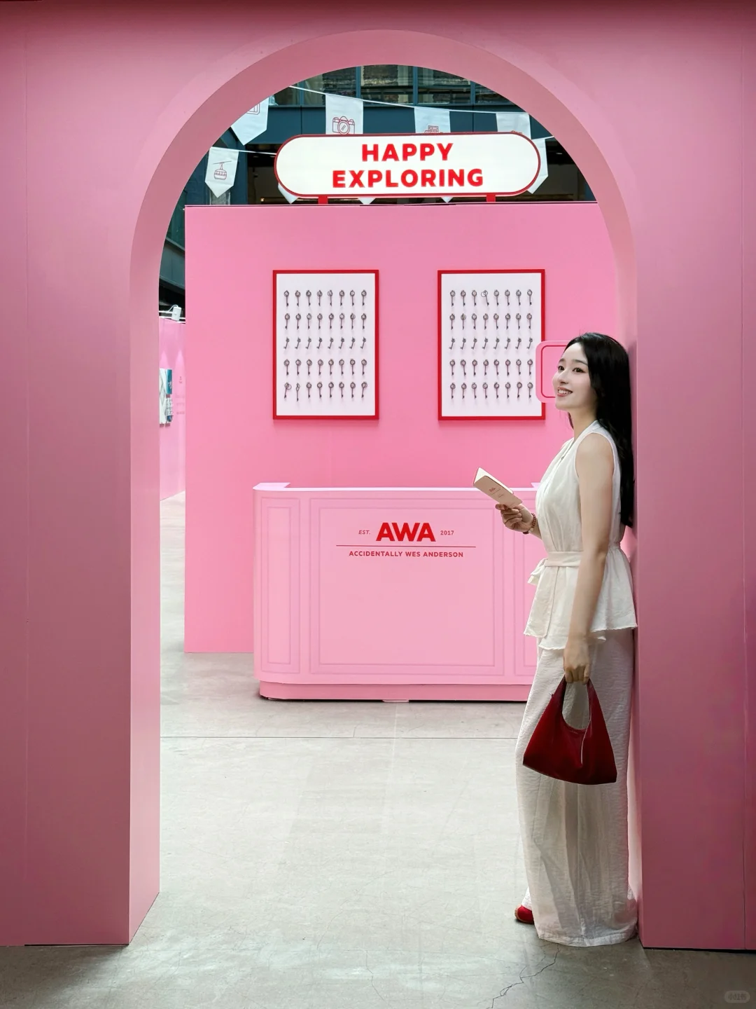 香港免费新展??闯入韦斯安德森的色彩美学
