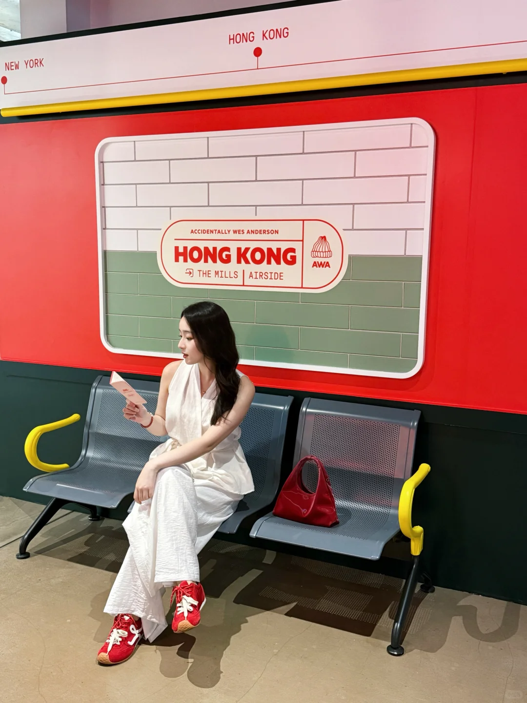 香港免费新展??闯入韦斯安德森的色彩美学