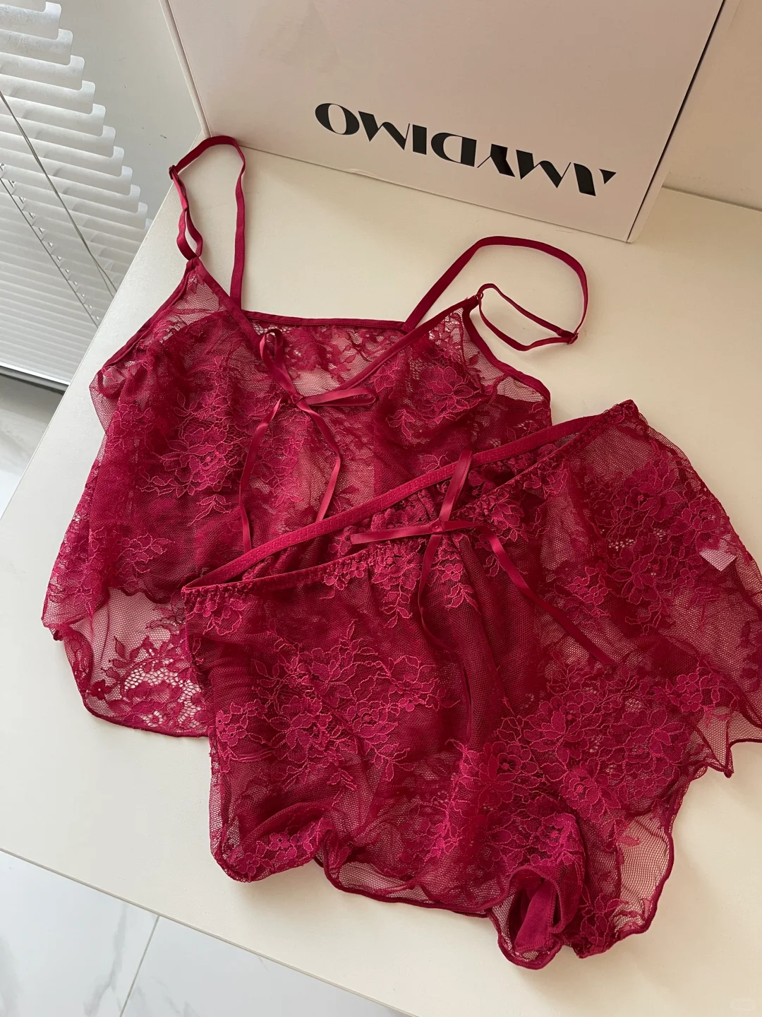 浪漫的微醺玫瑰睡衣