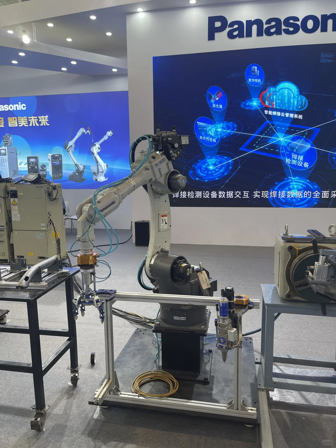 天津国际航运展先冲这，帝王蟹在招手