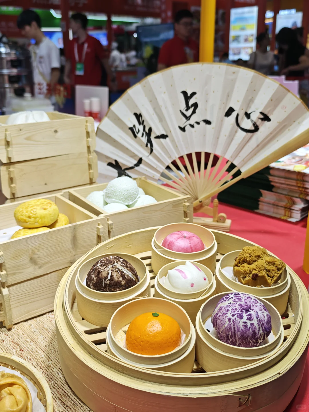 特意没吃早餐就冲了！！！