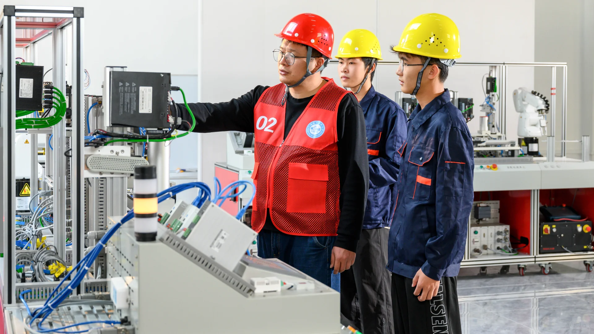 城职大的「未来工厂」科技赋能产业升级实锤