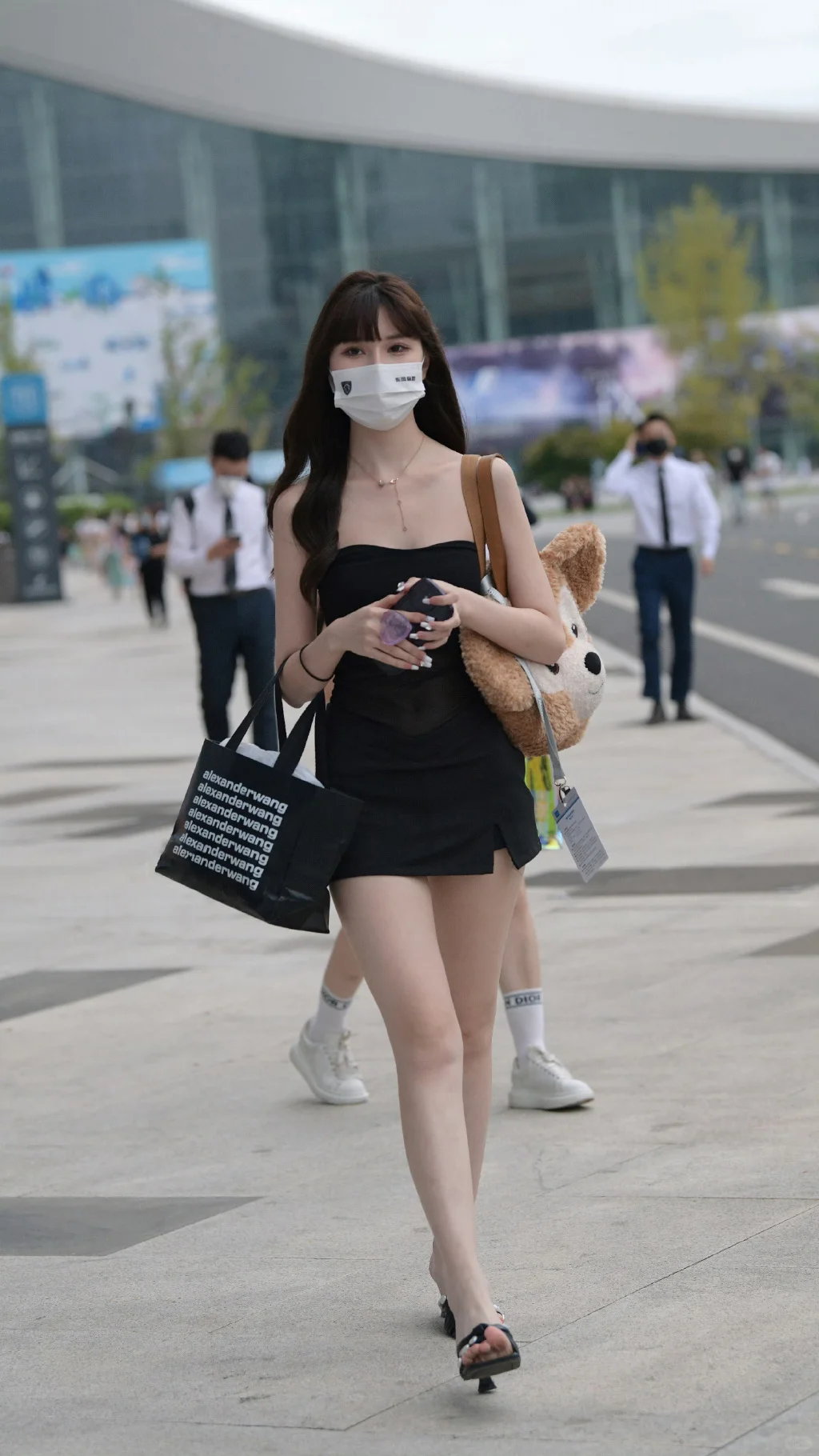 街拍美女|好白的腿