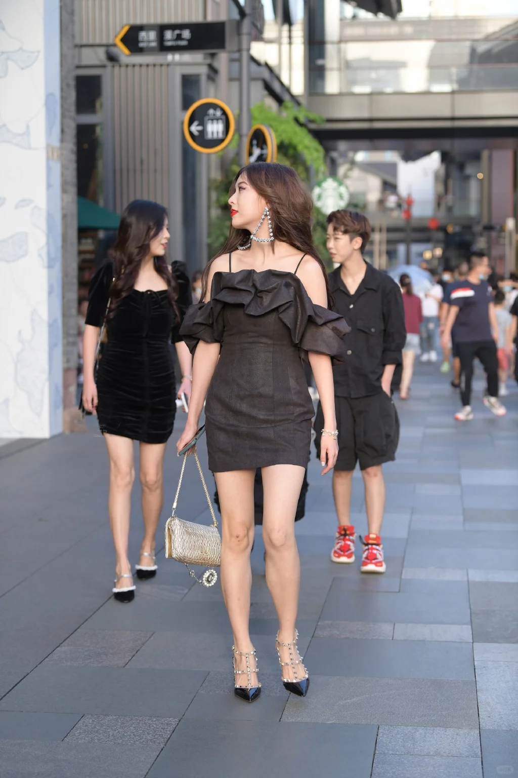 街拍美女|红唇御姐，我的最爱