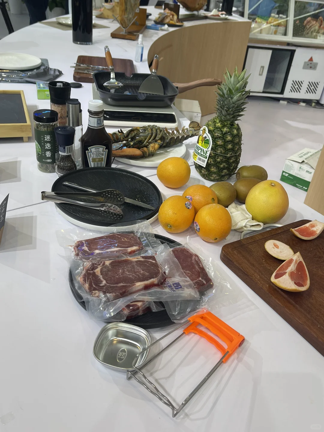 天津国际航运展先冲这，帝王蟹在招手