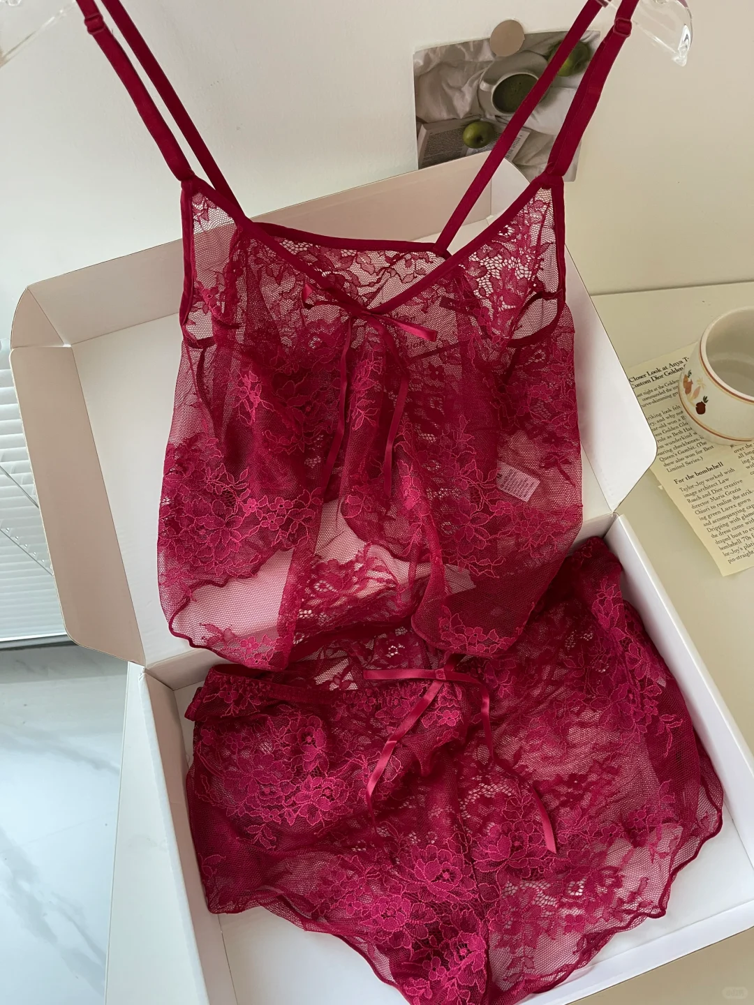 浪漫的微醺玫瑰睡衣