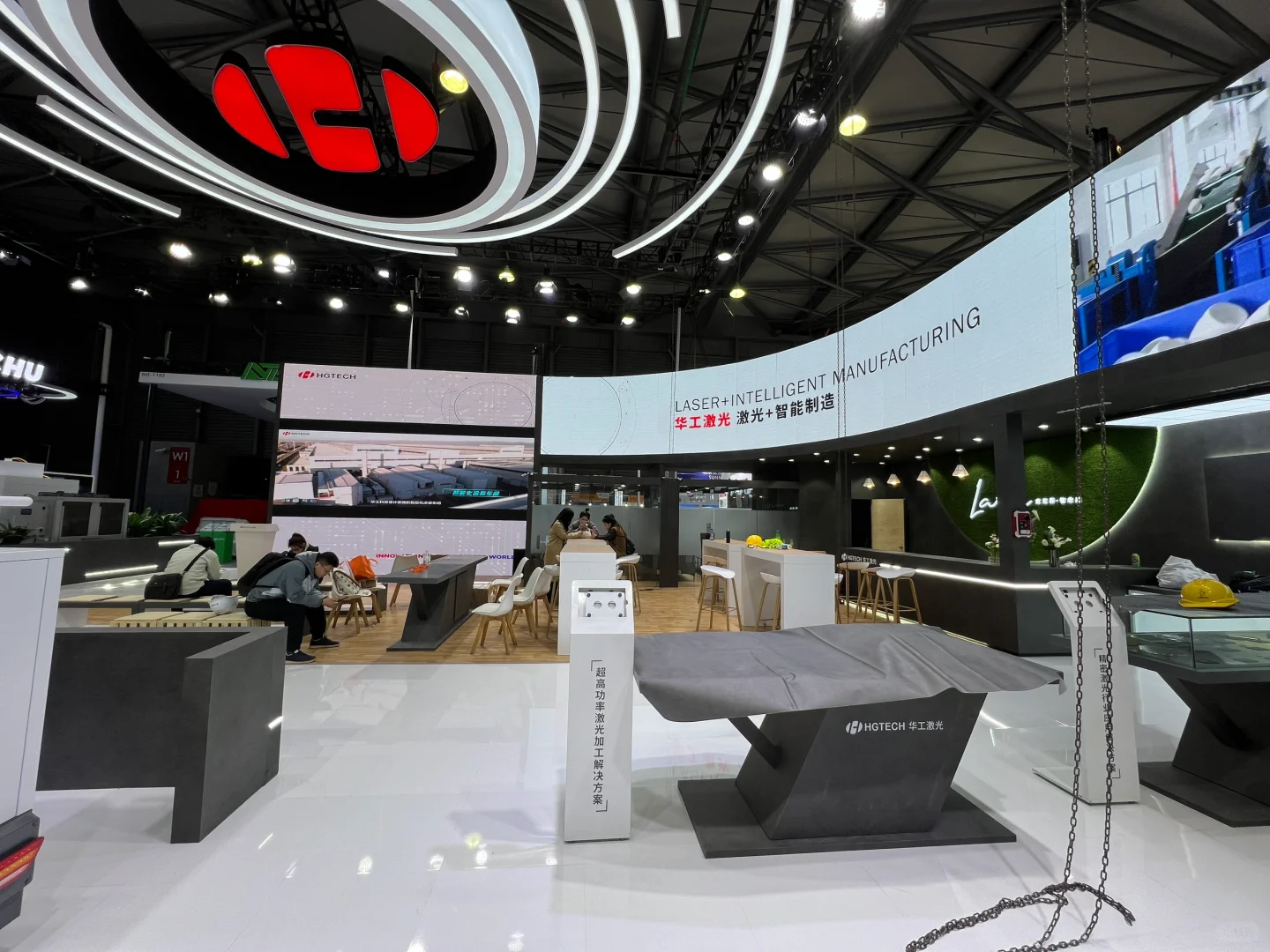 实在是拍不完整！