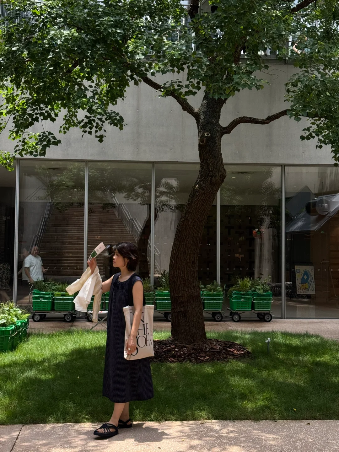 菜市场还能这么潮？乌厩市集逛成设计展