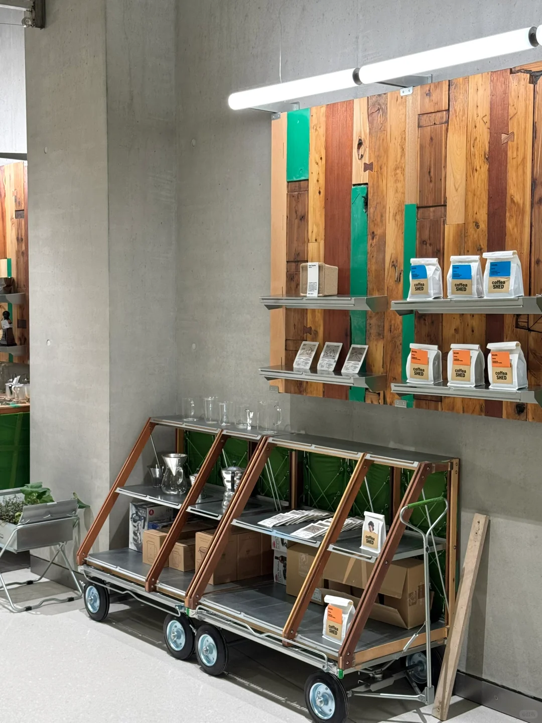 菜市场还能这么潮？乌厩市集逛成设计展