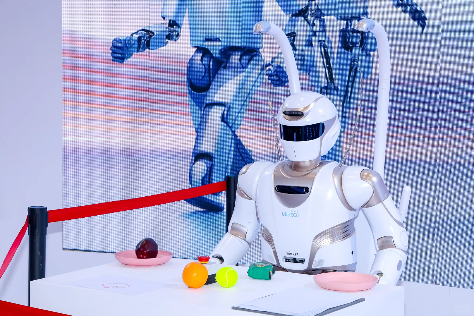 深圳机器人展免费冲！科技感直接拉满?️