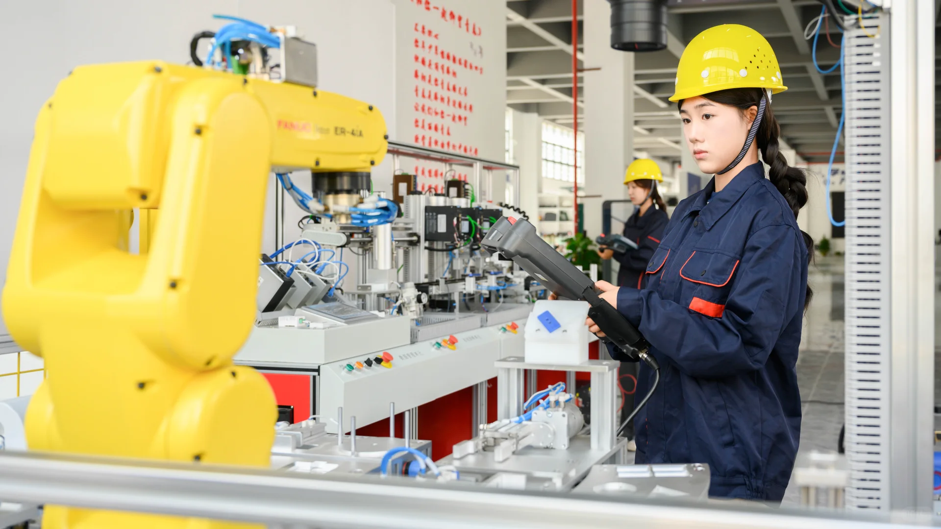 城职大的「未来工厂」科技赋能产业升级实锤