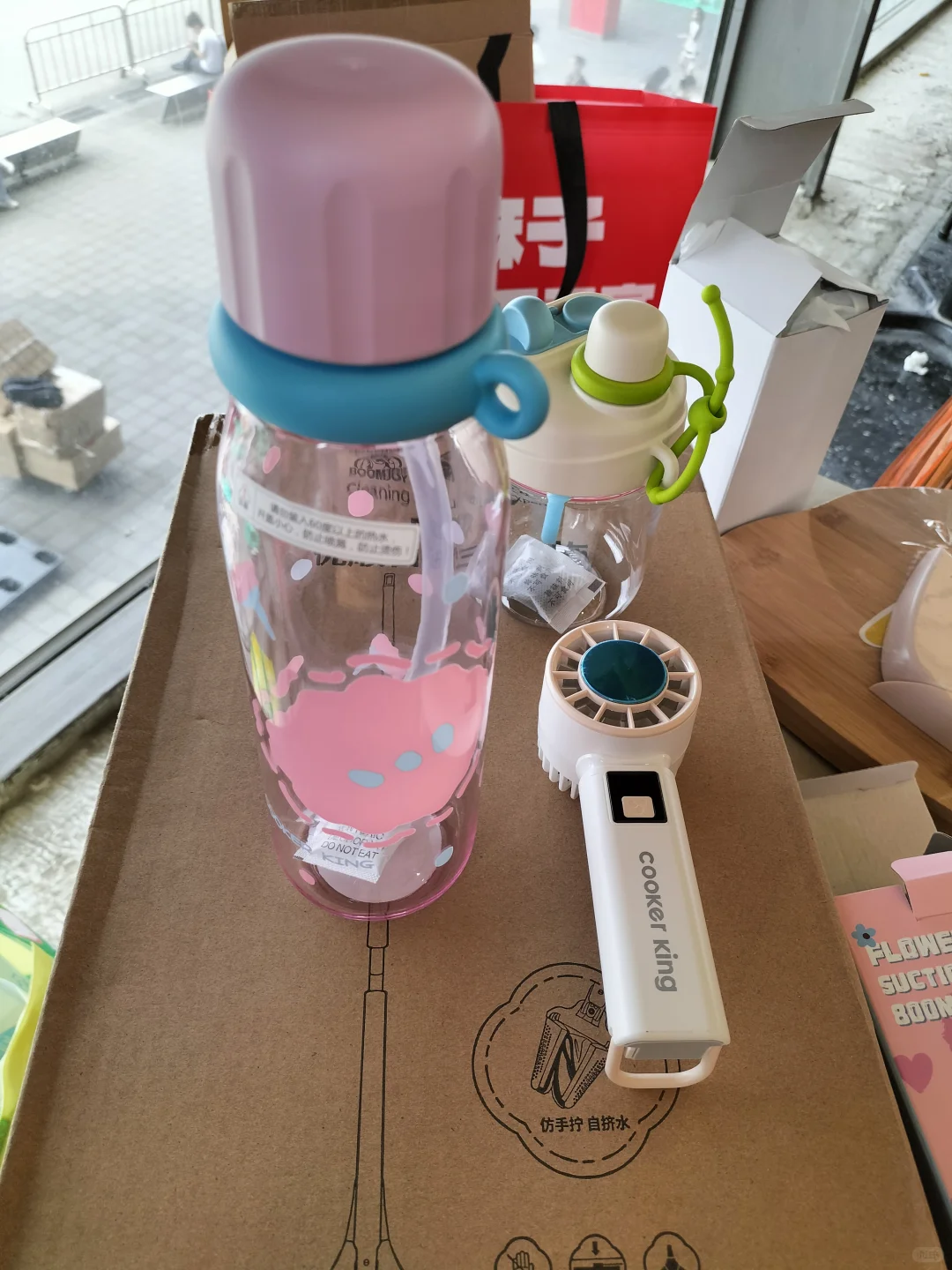 日用品展第一天。 大家褒贬不一！