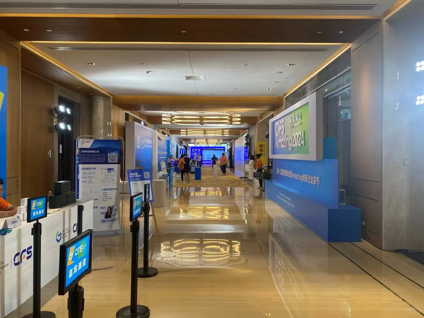 揭阳搭建工厂，展台突玉器服装优势