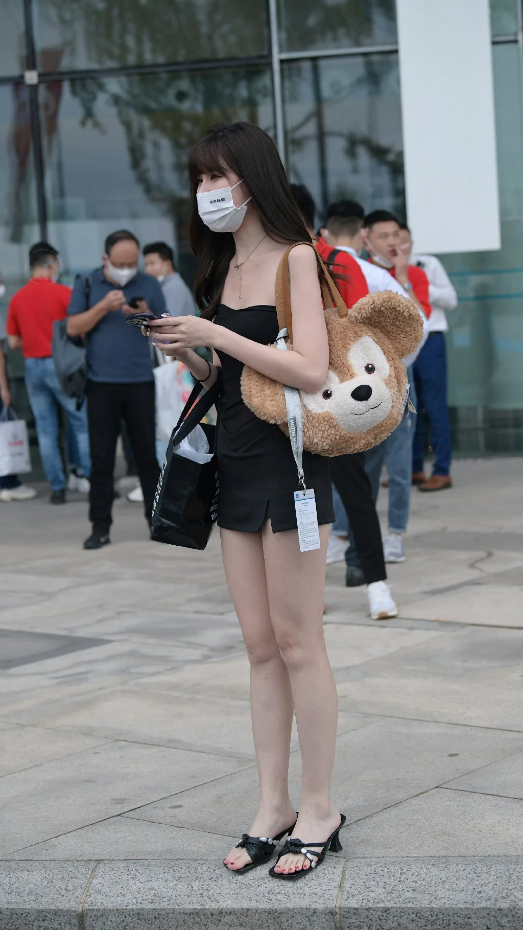 街拍美女|好白的腿