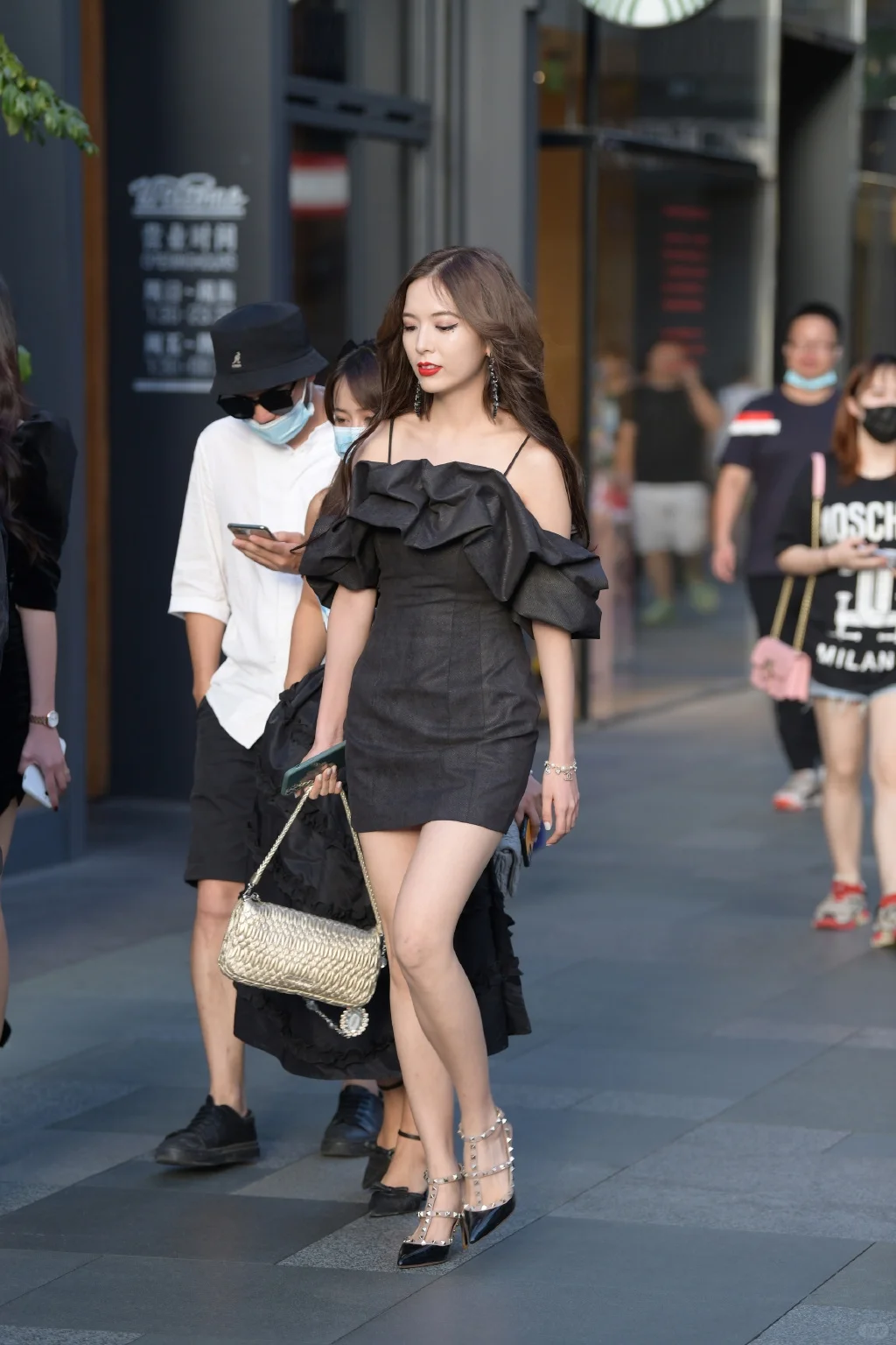 街拍美女|红唇御姐，我的最爱