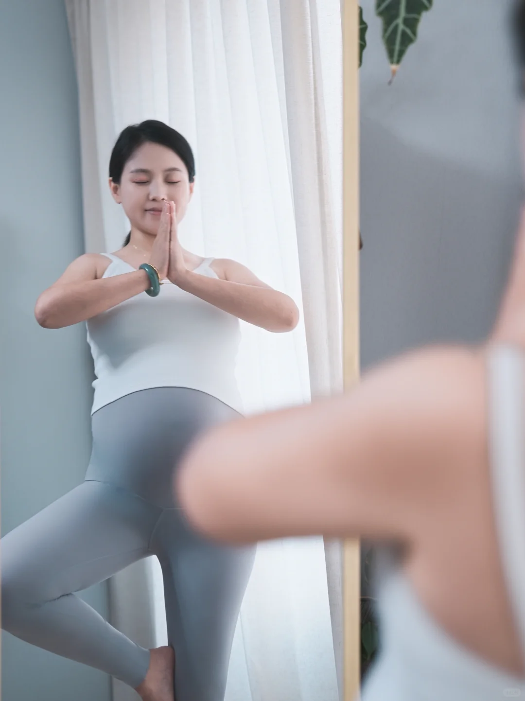 孕晚期还在动｜这条瑜伽裤给了我底气