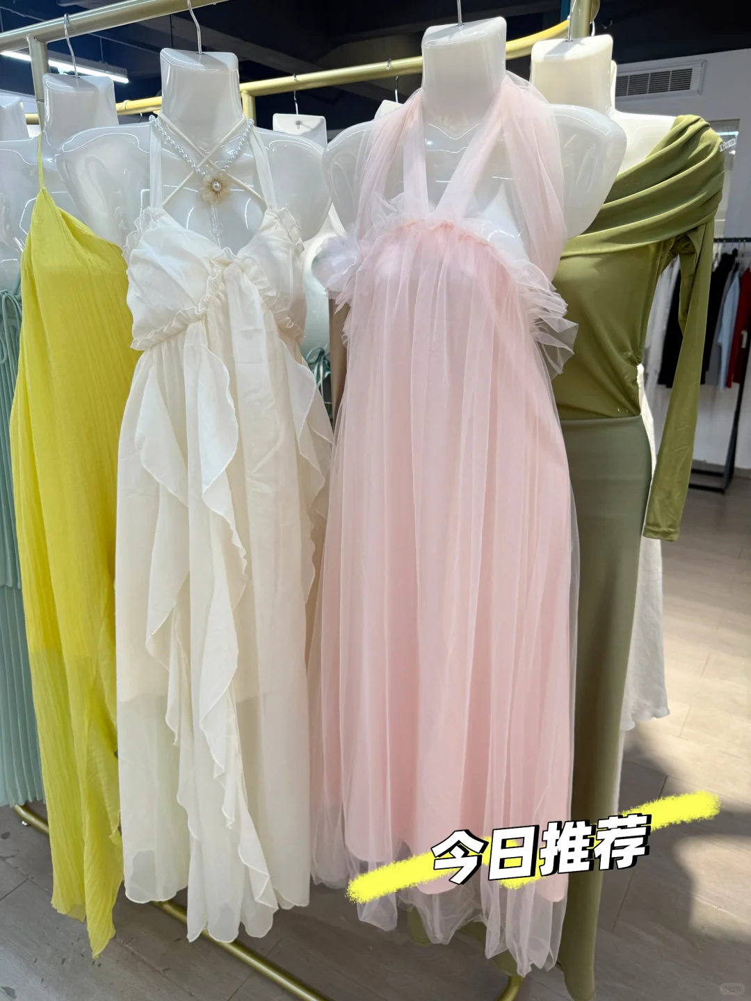 ?海边战袍穿对了，朋友圈点赞直接翻倍！