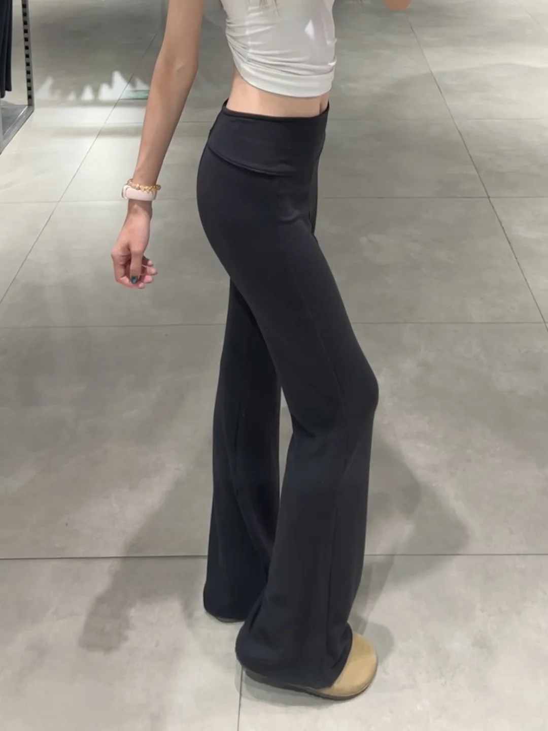 极限三选一‼️lulu平替微喇瑜伽裤 留那条?