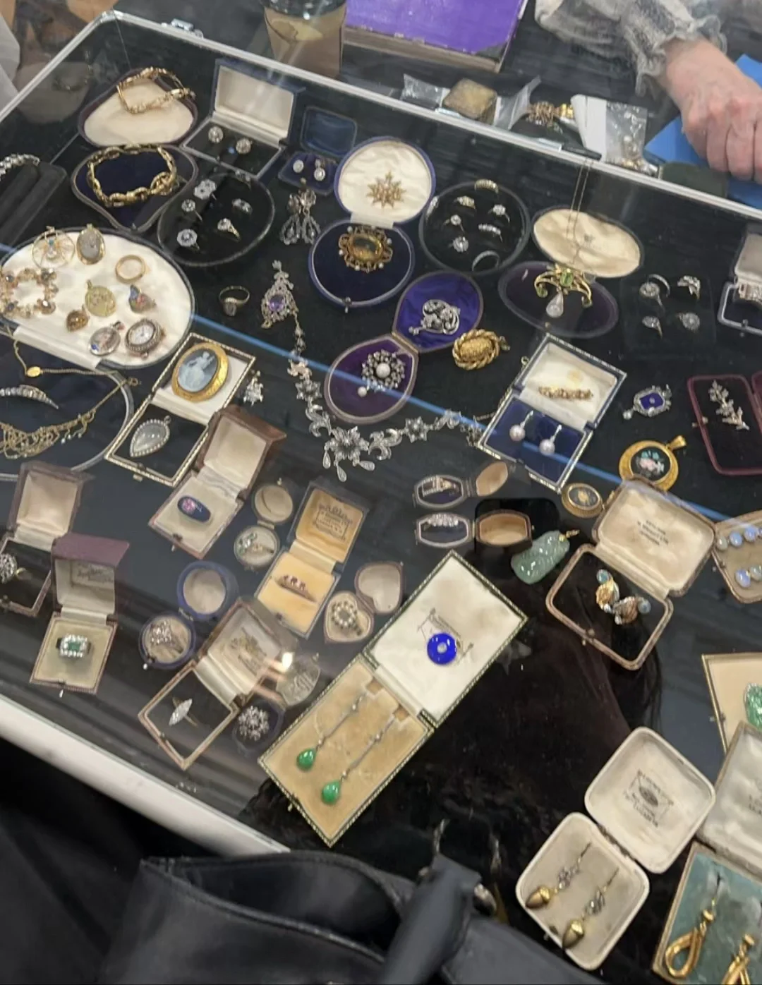 想知道秋季帕尔玛古董展会时间吗