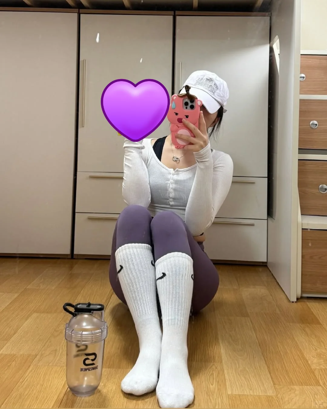 ?紫色的瑜伽裤丨健身的美腿