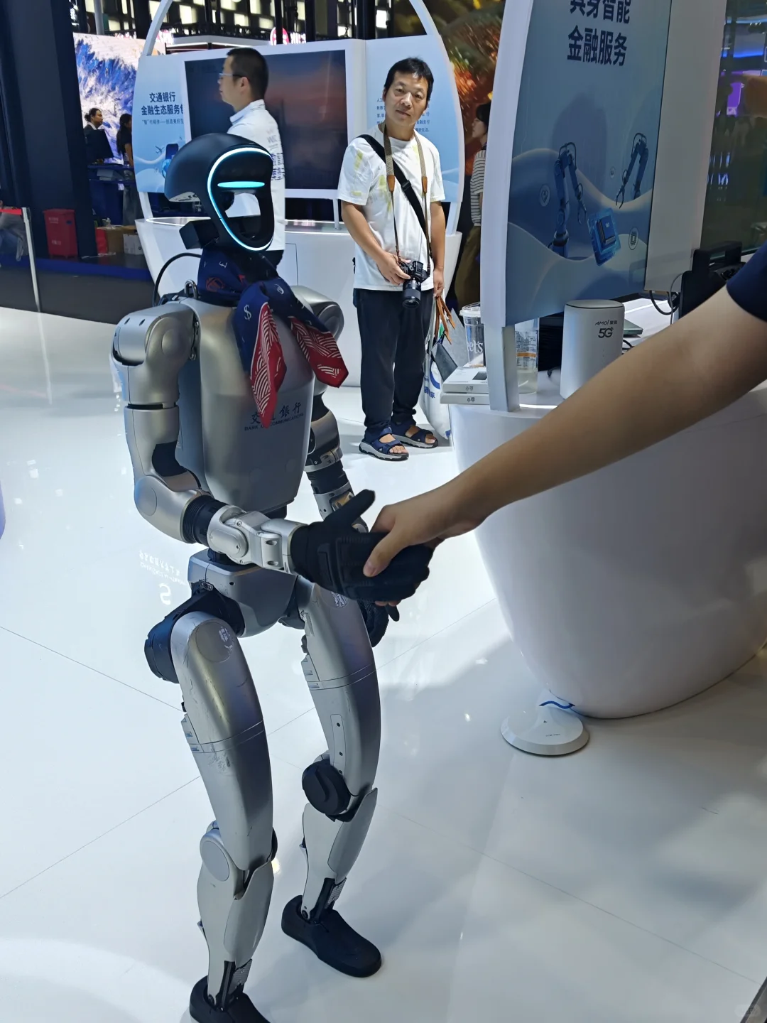 不夸张！这是我逛过最有科技感的展会?