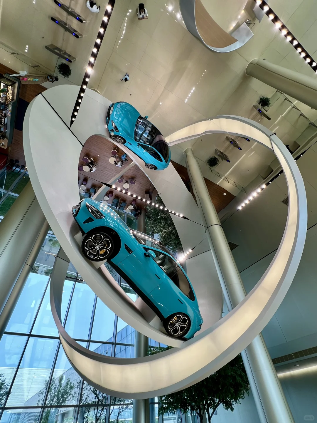 跟一群美国大学生，参观小米汽车工厂，被震撼