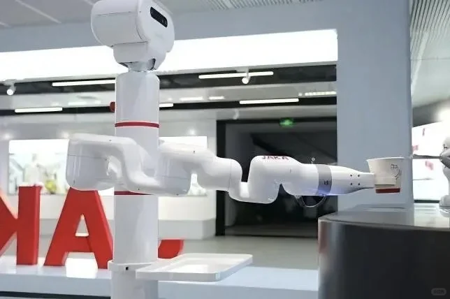 揭秘2025中国工博会机器人展｜工业机器人展