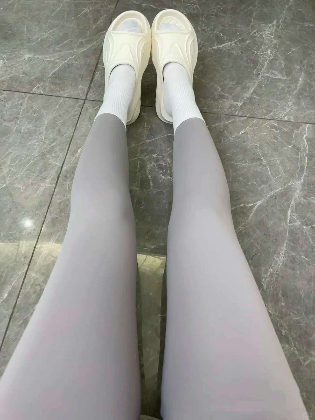 无尴尬线的瑜伽裤