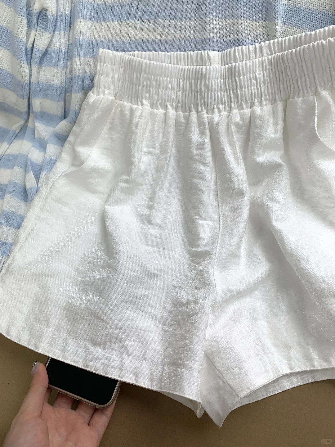 海边度假旅游穿搭?️蓝罩衫➕白短裤好出片！！